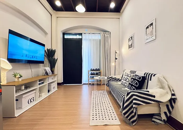 Chinatown 3br Townhouse,mrt Nearby&family Friendly * بانكوك