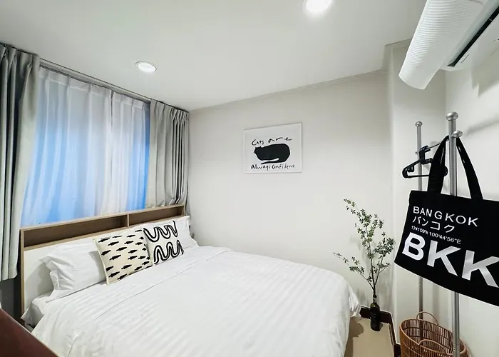 Chinatown 3br Townhouse,mrt Nearby&family Friendly فيلة بانكوك