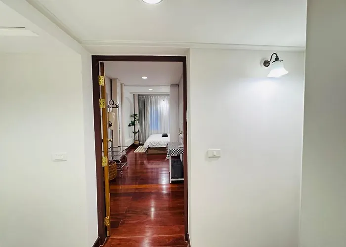 Chinatown 3br Townhouse,mrt Nearby&family Friendly فيلة