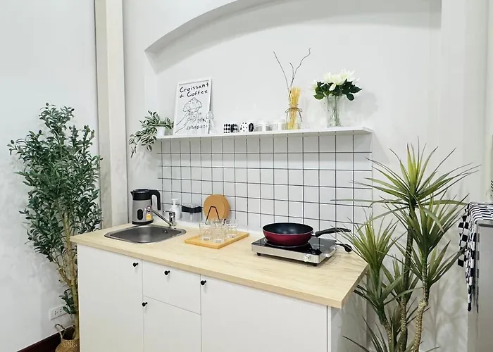 Chinatown 3br Townhouse,mrt Nearby&family Friendly *